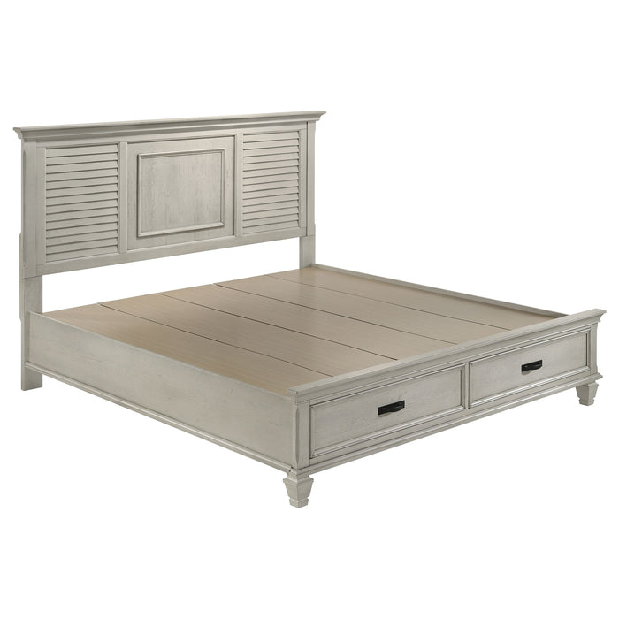 Franco   Bedroom Set Distressed White