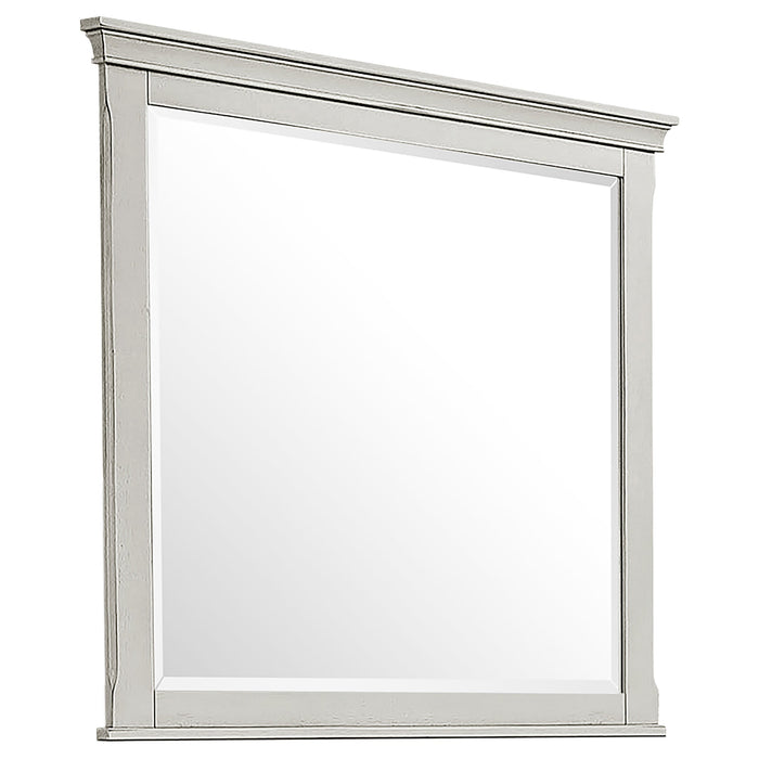 Franco   Bedroom Set Distressed White