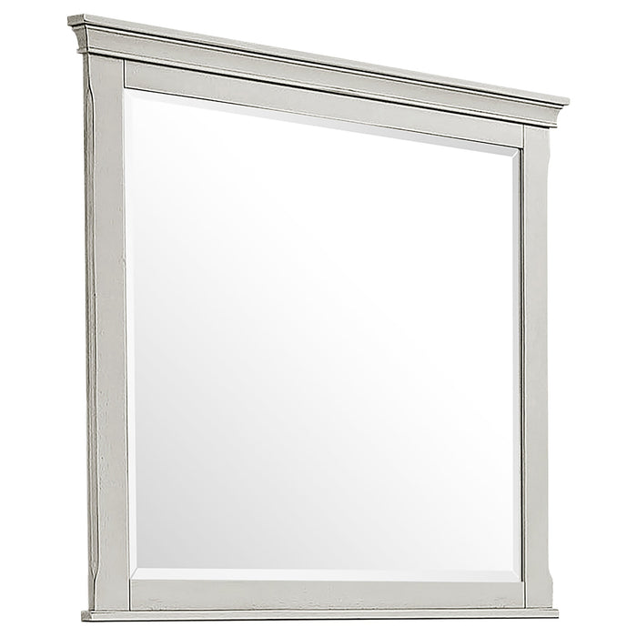 Franco   Bedroom Set Distressed White