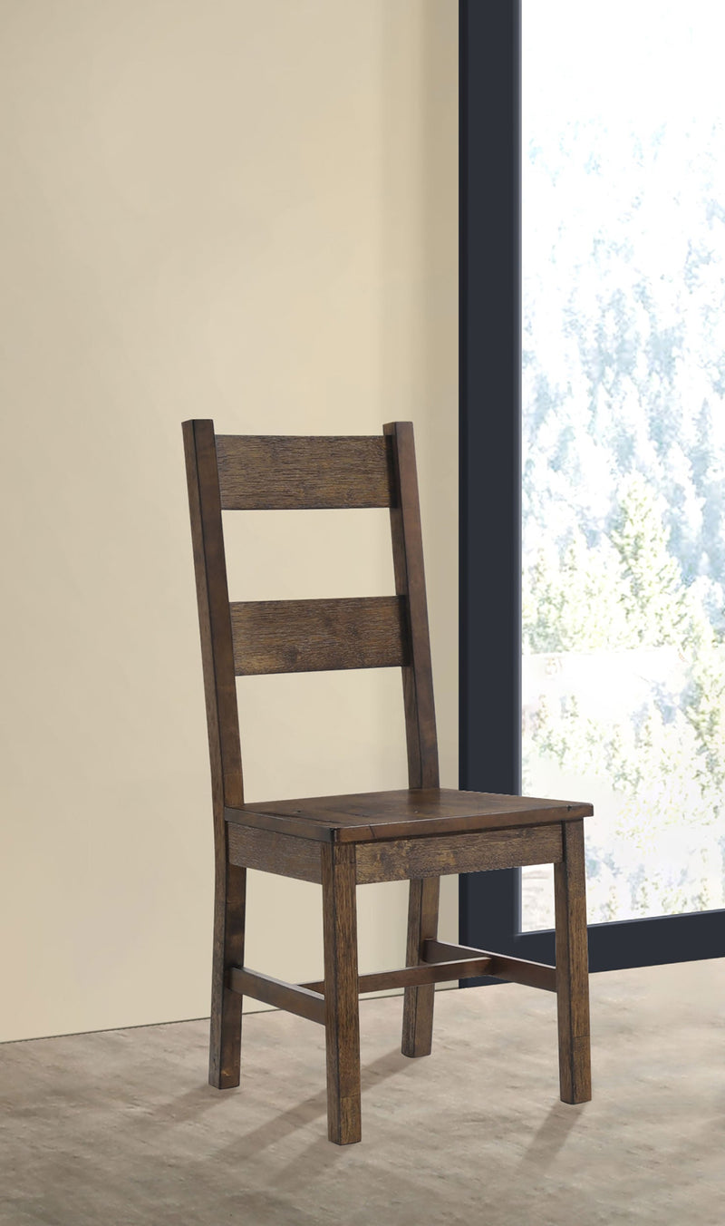 Sillas de comedor auxiliares Coleman rústicas color marrón dorado (Juego de 2)