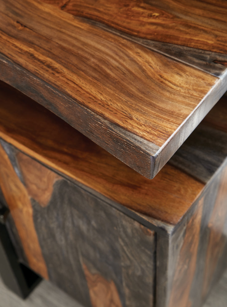 Aparador bufé de madera maciza Ditman de 4 puertas, gris Sheesham