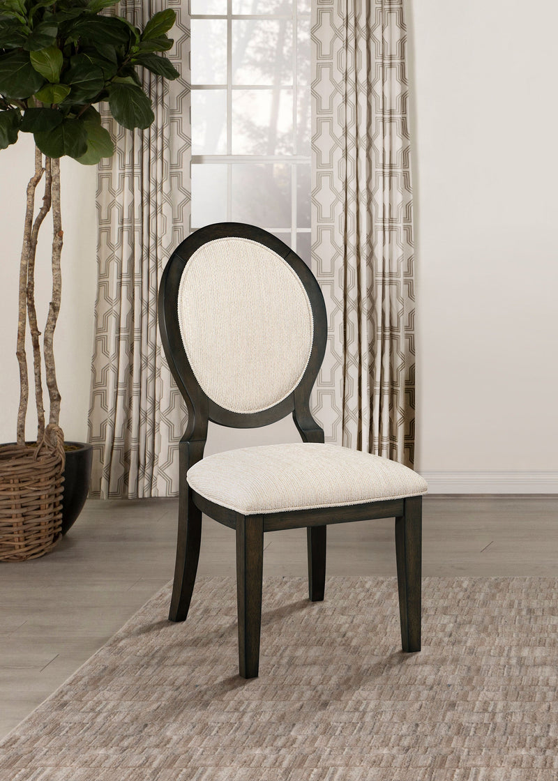 Silla auxiliar de comedor Twyla con respaldo ovalado, color cacao oscuro (juego de 2)