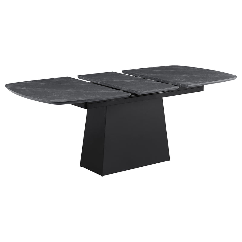 Mesa de comedor Potero de 73 pulgadas con hoja extensible de mármol sintético, color negro