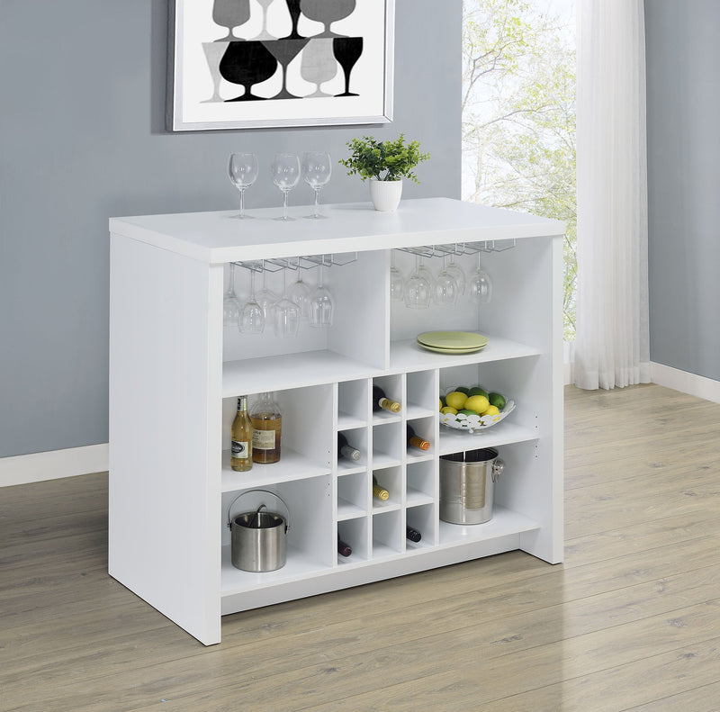 Mueble bar independiente de madera de ingeniería Topanga