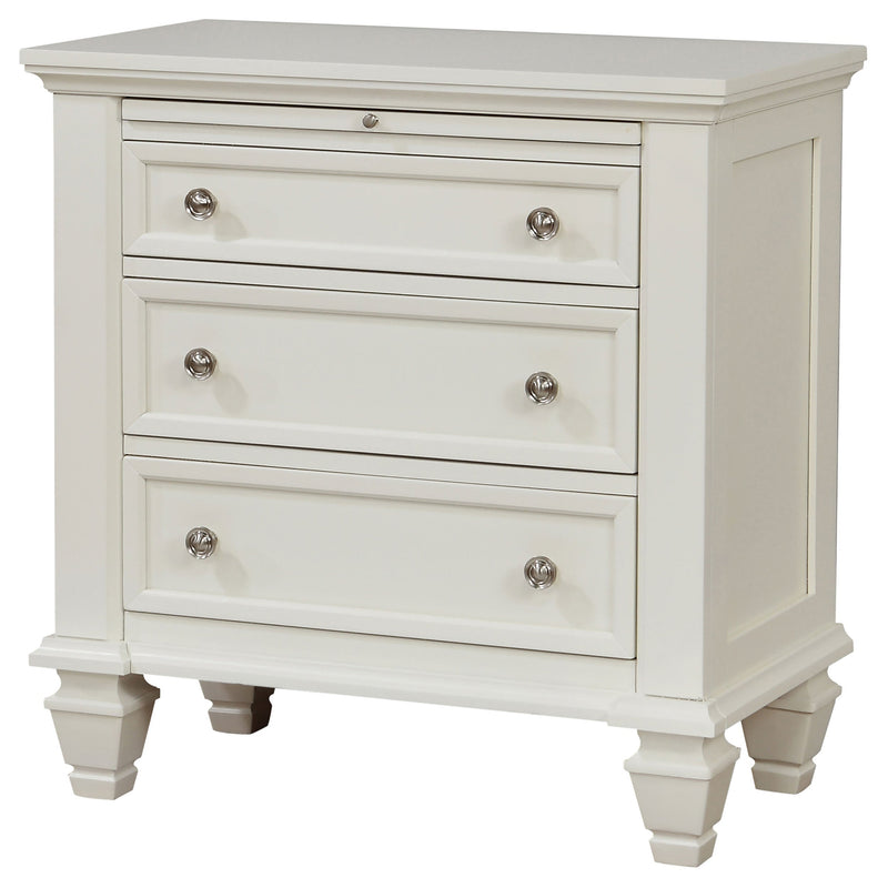 Sandy Beach 3-drawer Nightstand