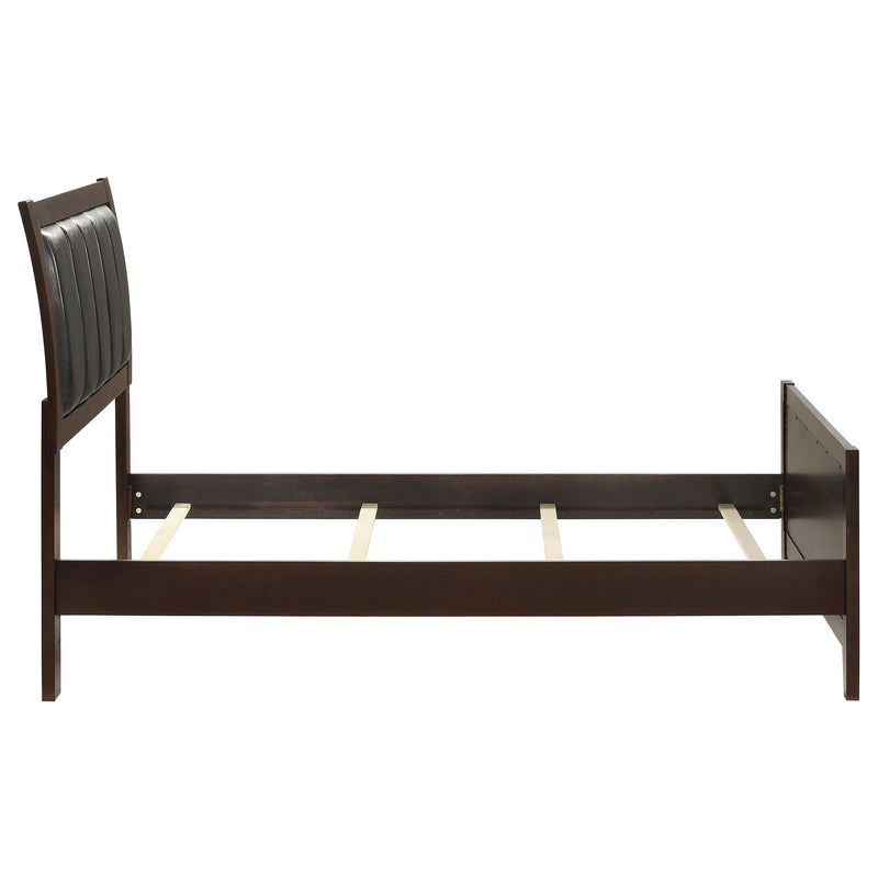 Cama Carlton con paneles de madera (Cappuccino)