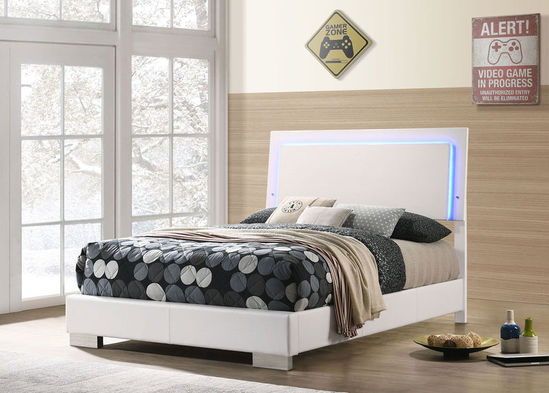 Cama panel LED Felicity Wood alto brillo