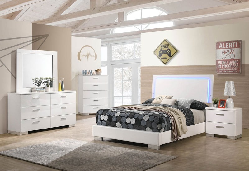 Cama panel LED Felicity Wood alto brillo