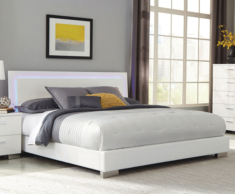 Cama panel LED Felicity Wood alto brillo