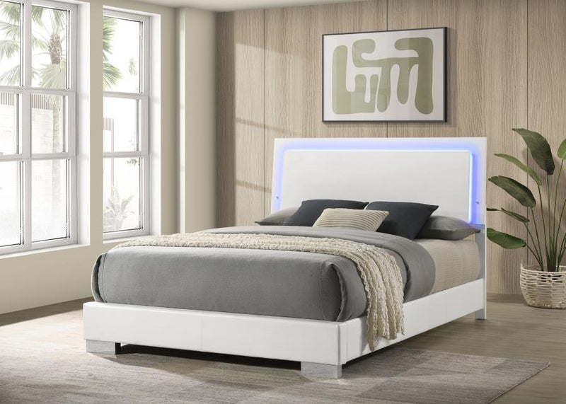 Cama panel LED Felicity Wood alto brillo