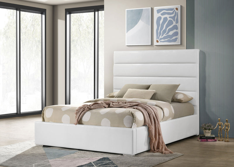Cama con plataforma tapizada Felicity de 53 pulgadas