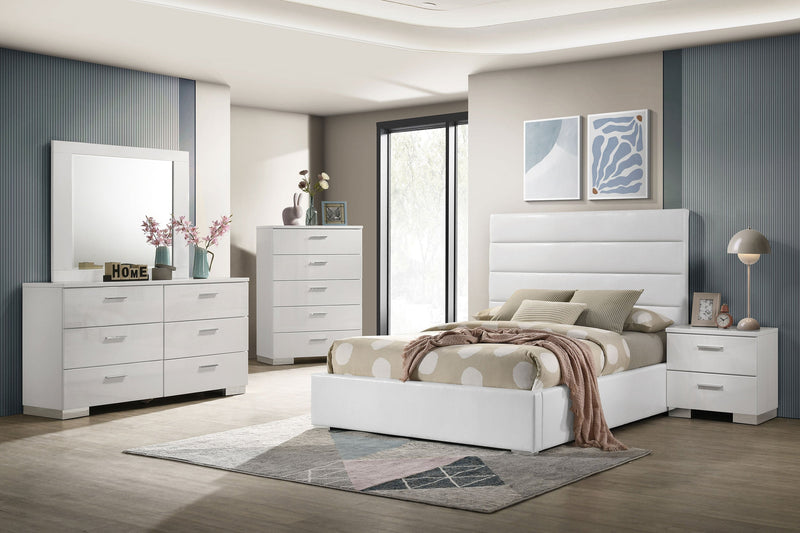 Cama con plataforma tapizada Felicity de 53 pulgadas