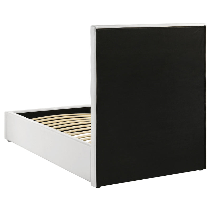Cama con plataforma tapizada Felicity de 53 pulgadas