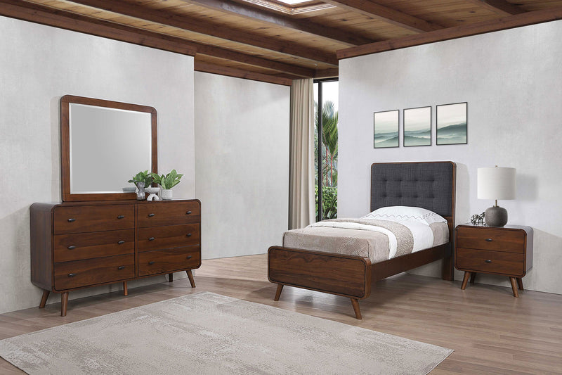 Juego de dormitorio Robyn de nogal oscuro
