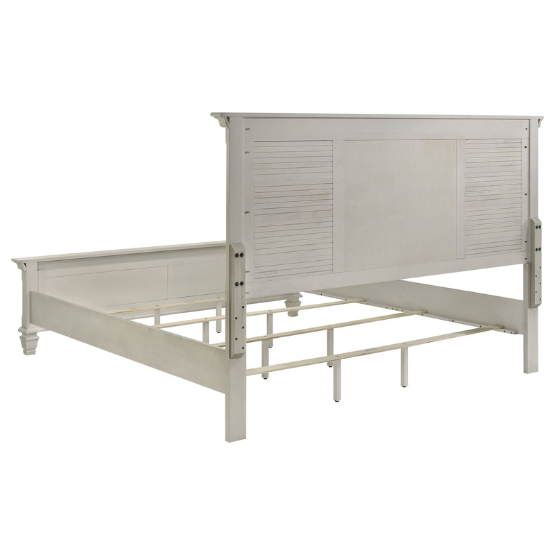 Cama Franco de paneles de madera envejecida