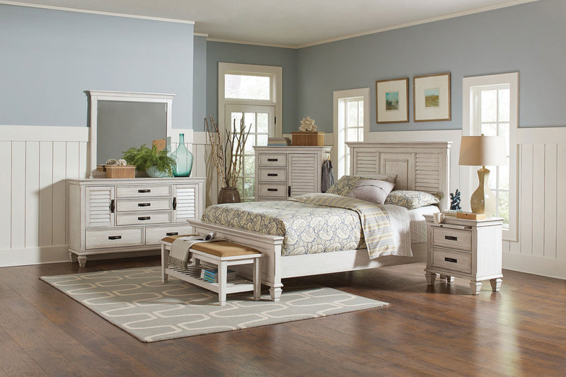 Cama Franco de paneles de madera envejecida