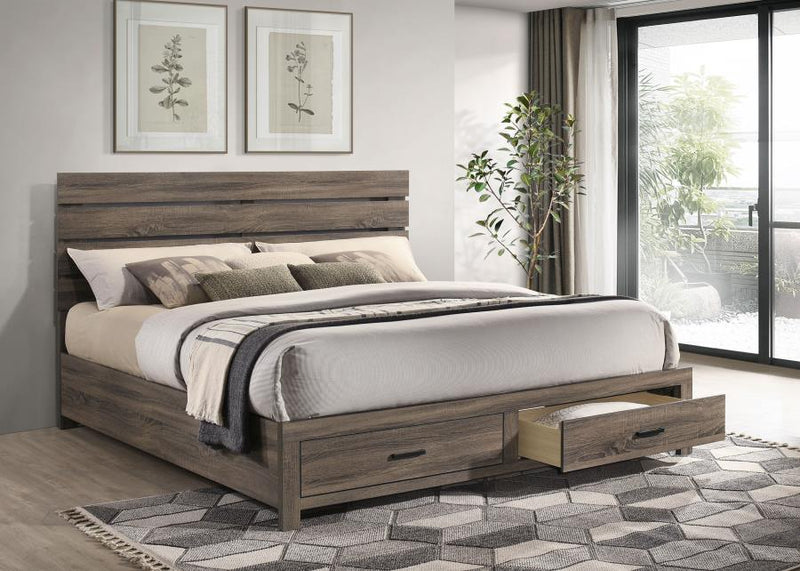 Cama con panel de almacenamiento de madera Brantford
