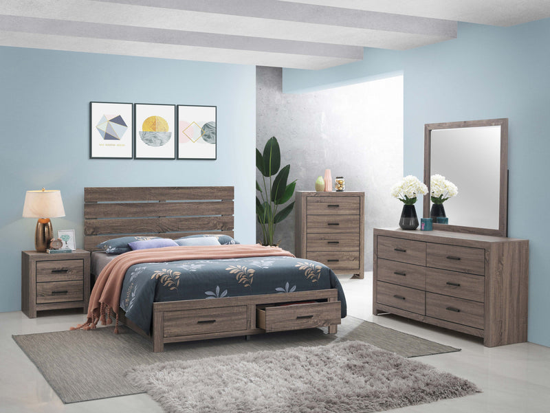 Cama con panel de almacenamiento de madera Brantford