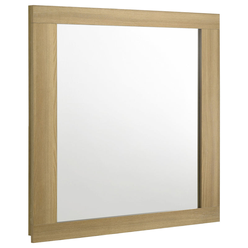 Juego de dormitorio Hyland Natural