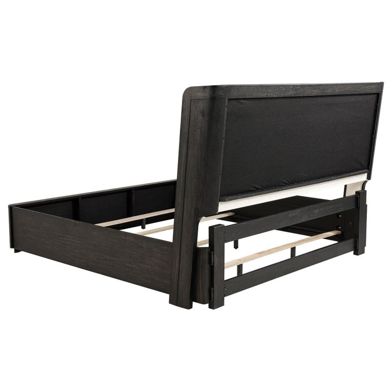 Leandro 5-piece Bedroom Set
