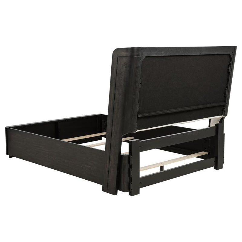 Leandro 5-piece Bedroom Set