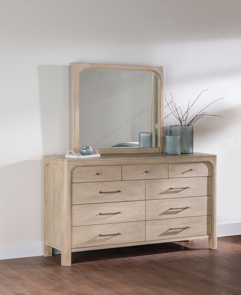 Cómoda de dormitorio Solano de 9 cajones con espejo, mango envejecido
