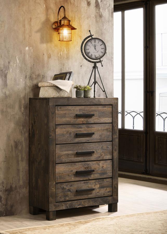 Cómoda de dormitorio de 5 cajones Woodmont, marrón dorado rústico