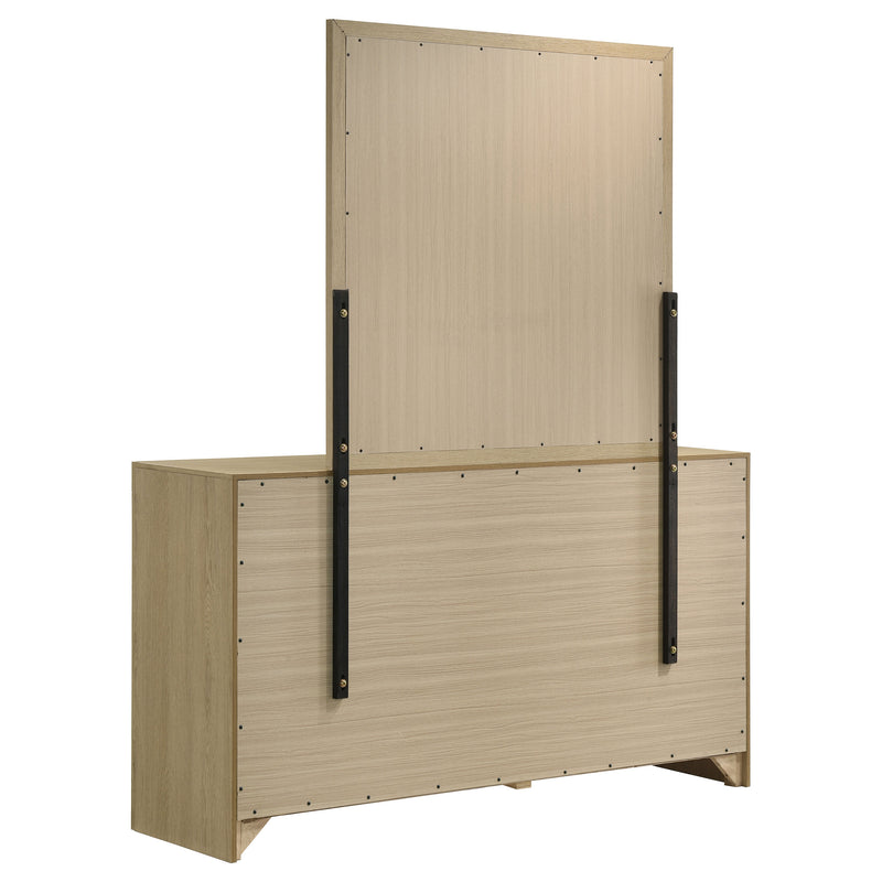 Hendricks 6-drawer Bedroom Dresser Light Oak