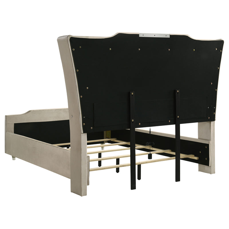 Lorient Bedroom Set Ivory and Camel