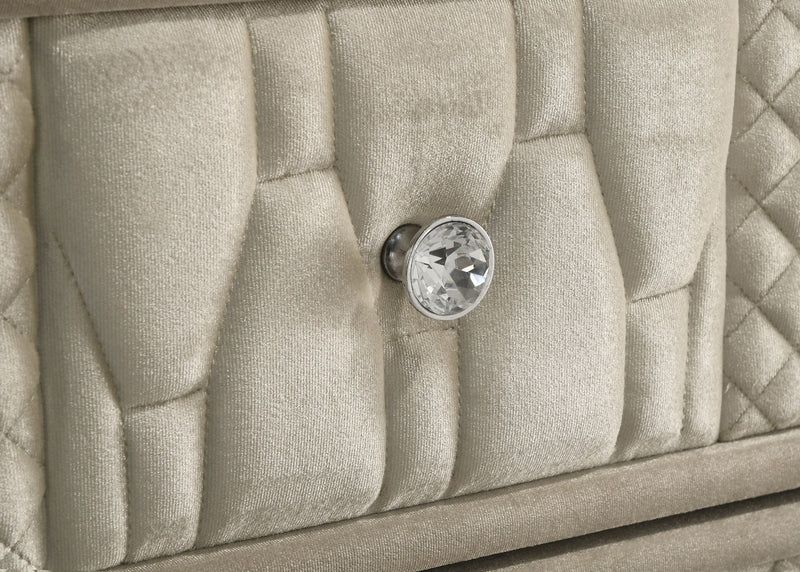 Lorient 8-drawer LED Dresser with Mirror Ivory and Camel