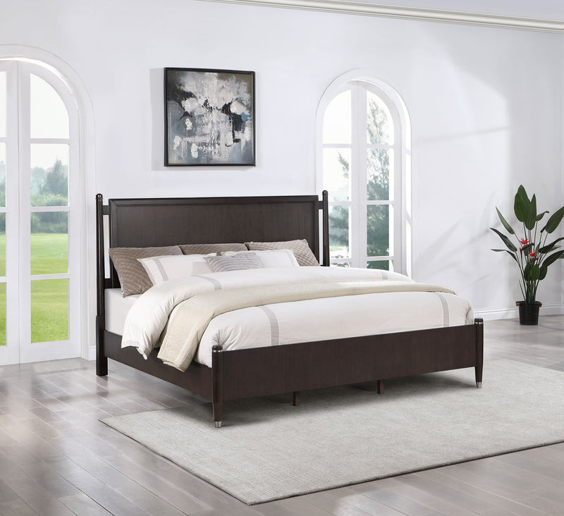 Cama con dosel Queen Emberlyn Wood, color marrón