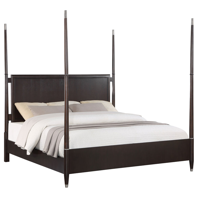 Cama con dosel Queen Emberlyn Wood, color marrón
