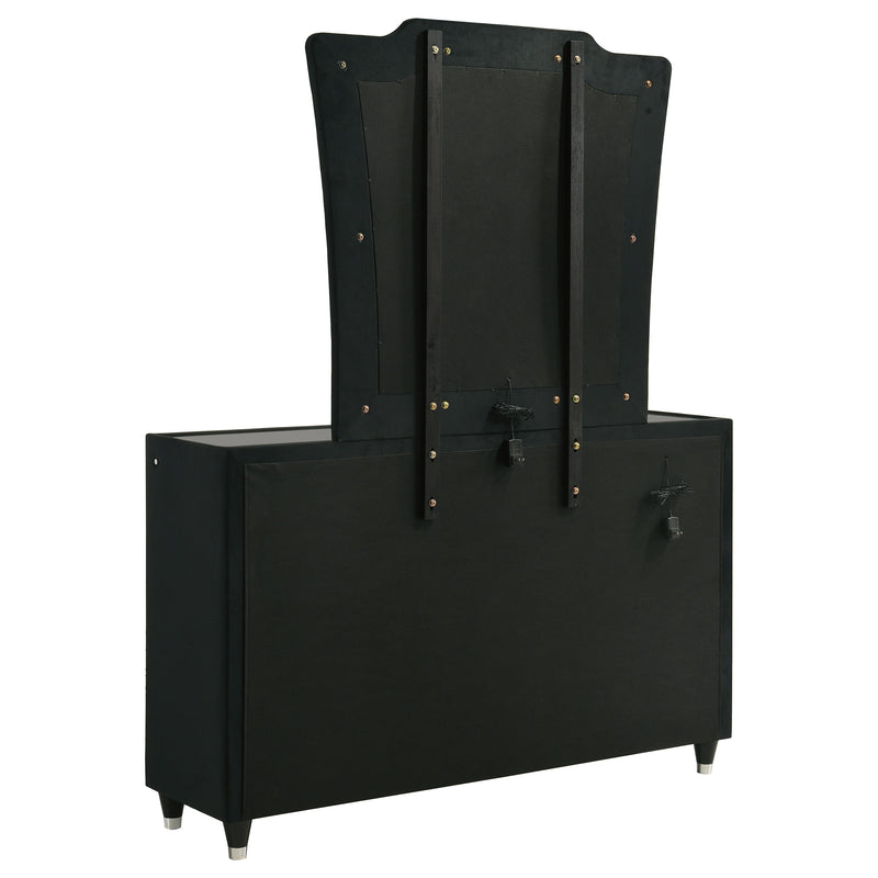 Lorient 8-drawer LED Dresser Black