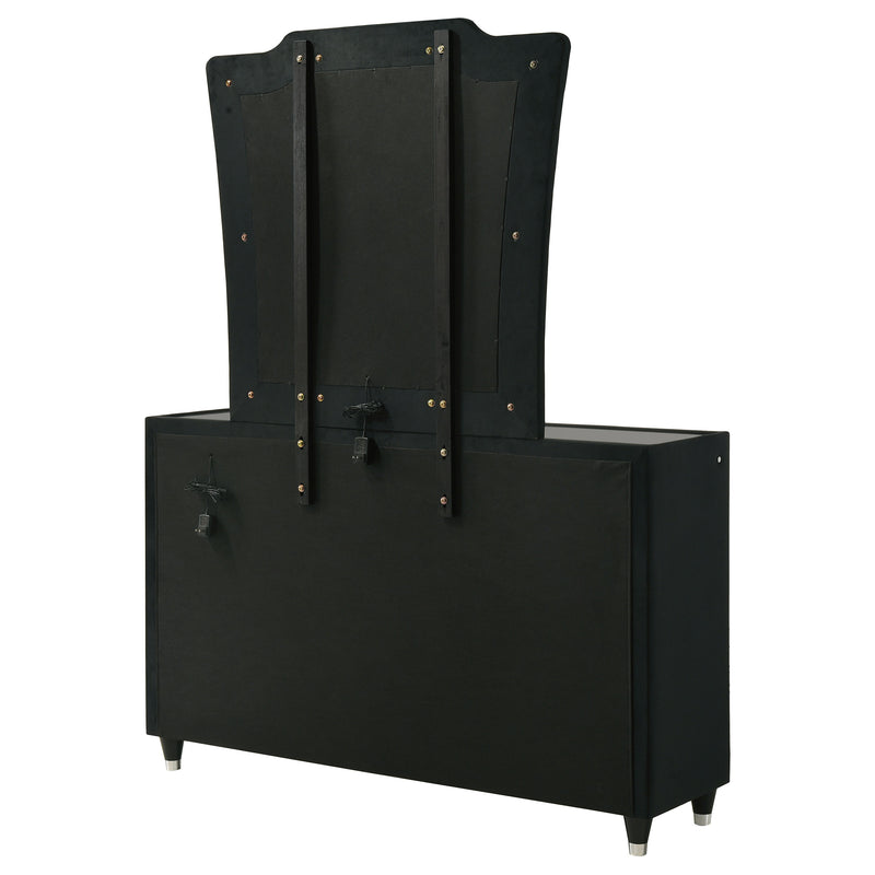 Lorient 8-drawer LED Dresser Black