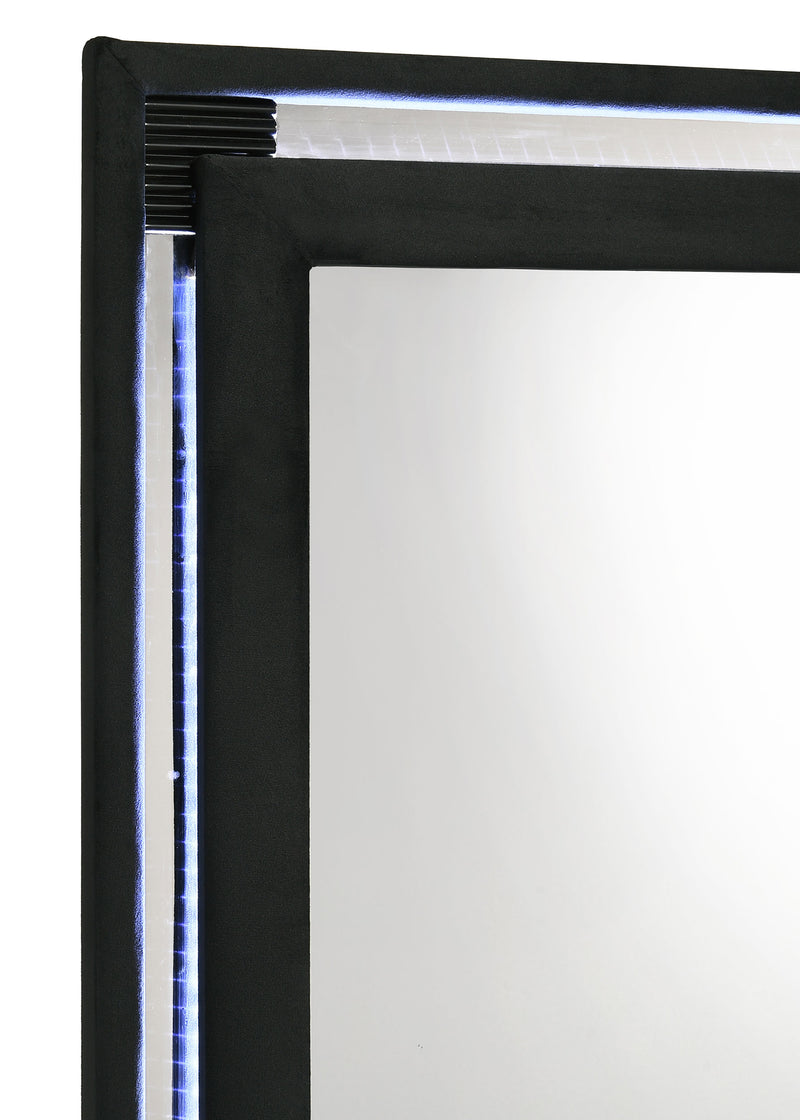 Espejo de cómoda LED tapizado en terciopelo Ravenne negro