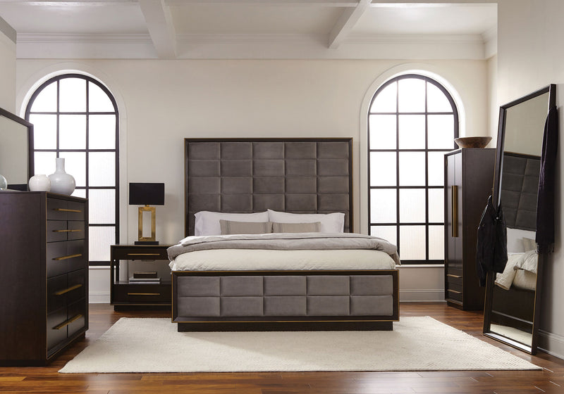 Durango 77-inch Panel Bed