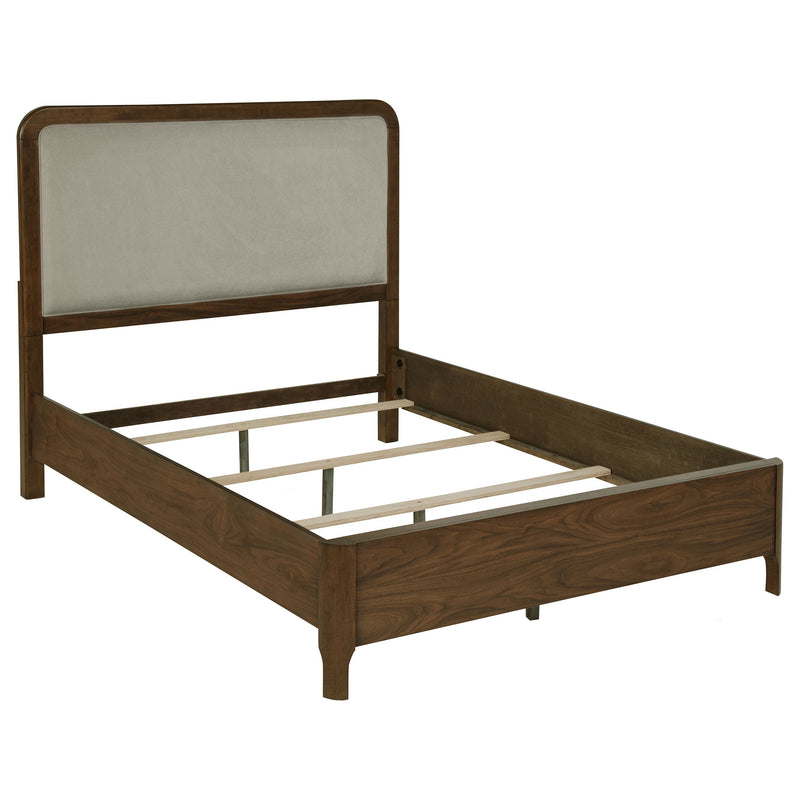 Cama tapizada con paneles Maderia de 57 pulgadas, Nogal