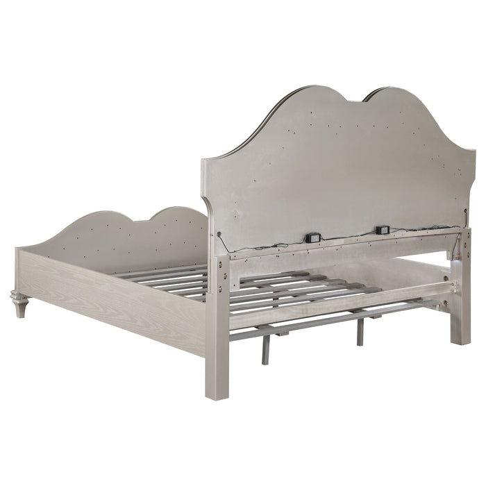 Evangeline Tufted Upholstered Platform  Bed Ivory and Silver Oak