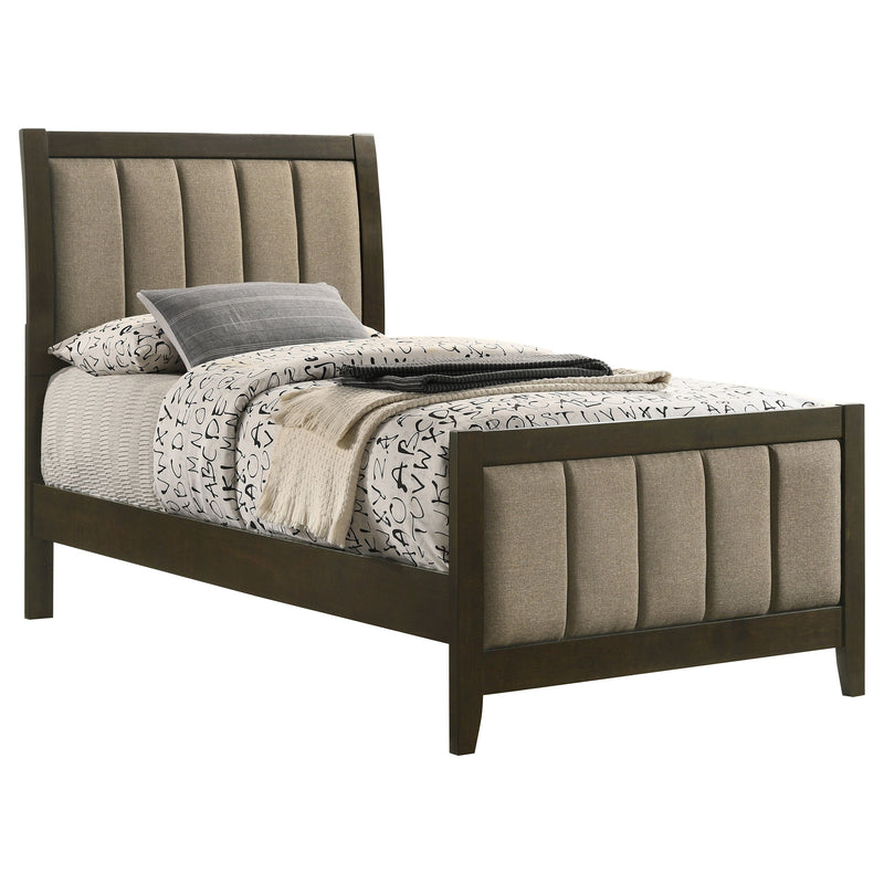 Cama tapizada Wilkes de 51 pulgadas Cacao Oscuro