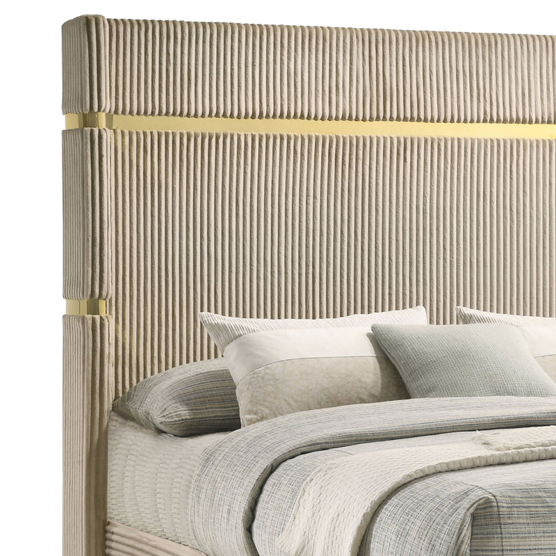 Cama tapizada con cabecero alto Lucia de 61 pulgadas