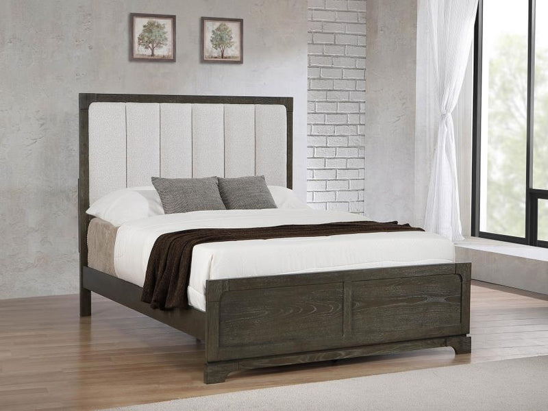 Cama con paneles Gran Park de 59 pulgadas, chocolate oscuro