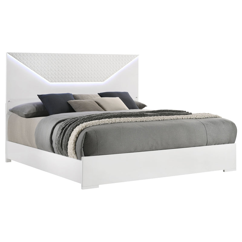 Cama con paneles LED Ives cabecero alto brillo