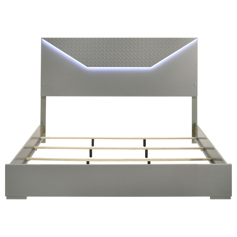 Cama con paneles LED Ives cabecero alto brillo