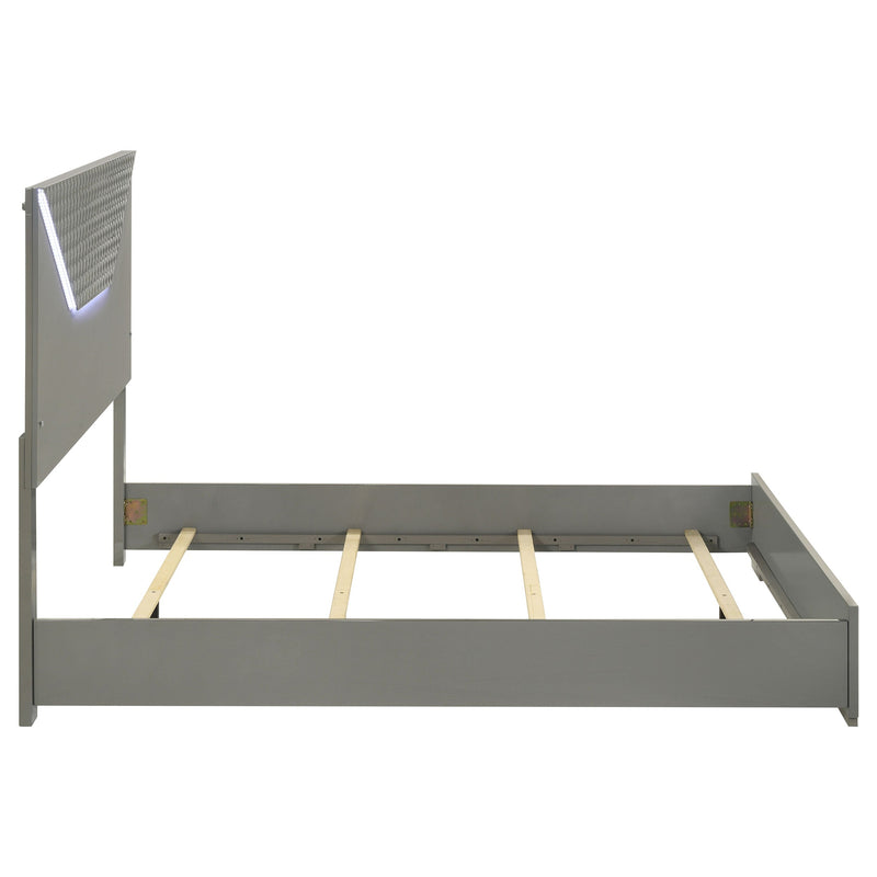 Cama con paneles LED Ives cabecero alto brillo