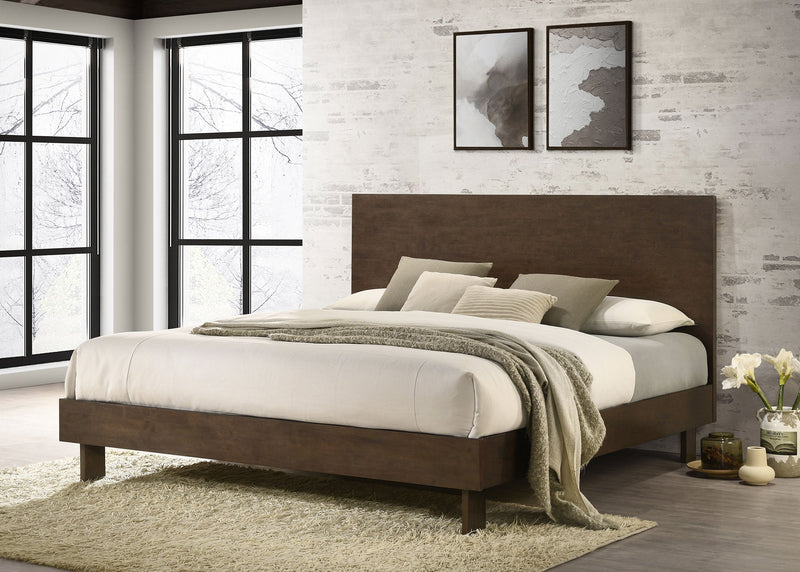 Cama con plataforma y panel Glenwood de 48 pulgadas, color marrón cálido