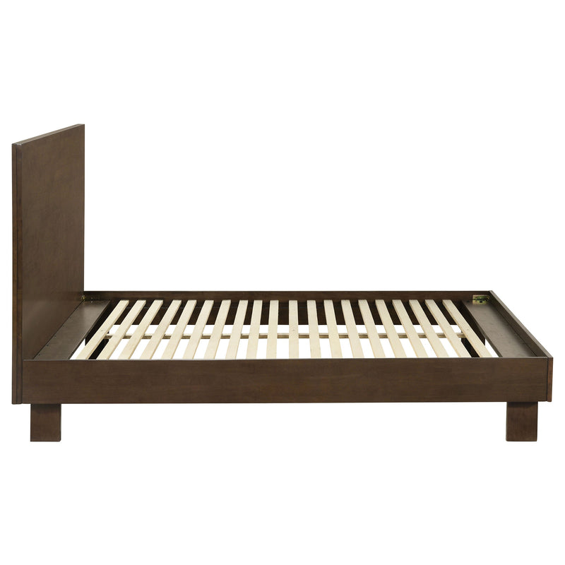 Cama con plataforma y panel Glenwood de 48 pulgadas, color marrón cálido