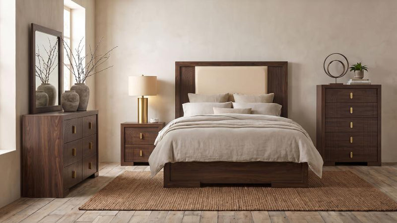Etienne Bedroom Sets