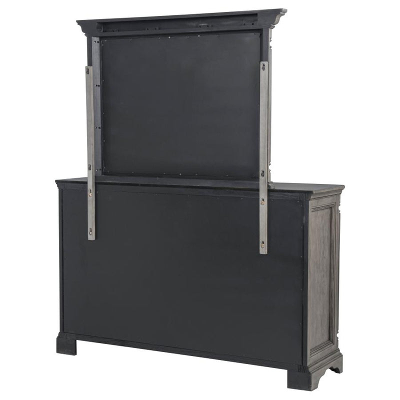 Cresswell 8-drawer