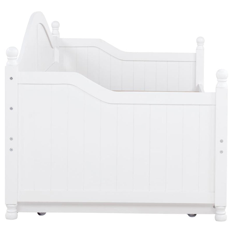 Julie Ann Wood Daybed with Trundle