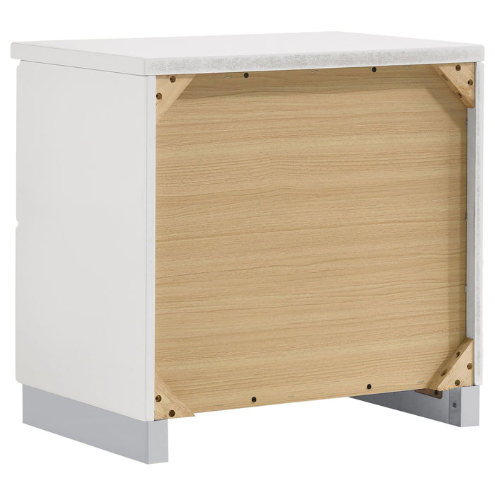 Jeremaine  California King Bedroom Set White